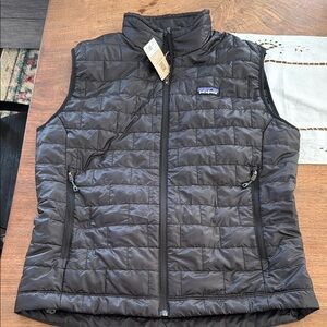 Patagonia Black Quilted Vest with Stand-Up Collar